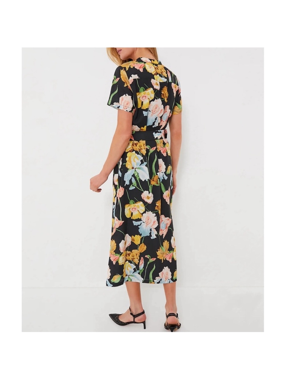 NWT  Tuckernuck Moonlit Iris Camille Midi Dress featuring a black floral print - Picture 3 of 7